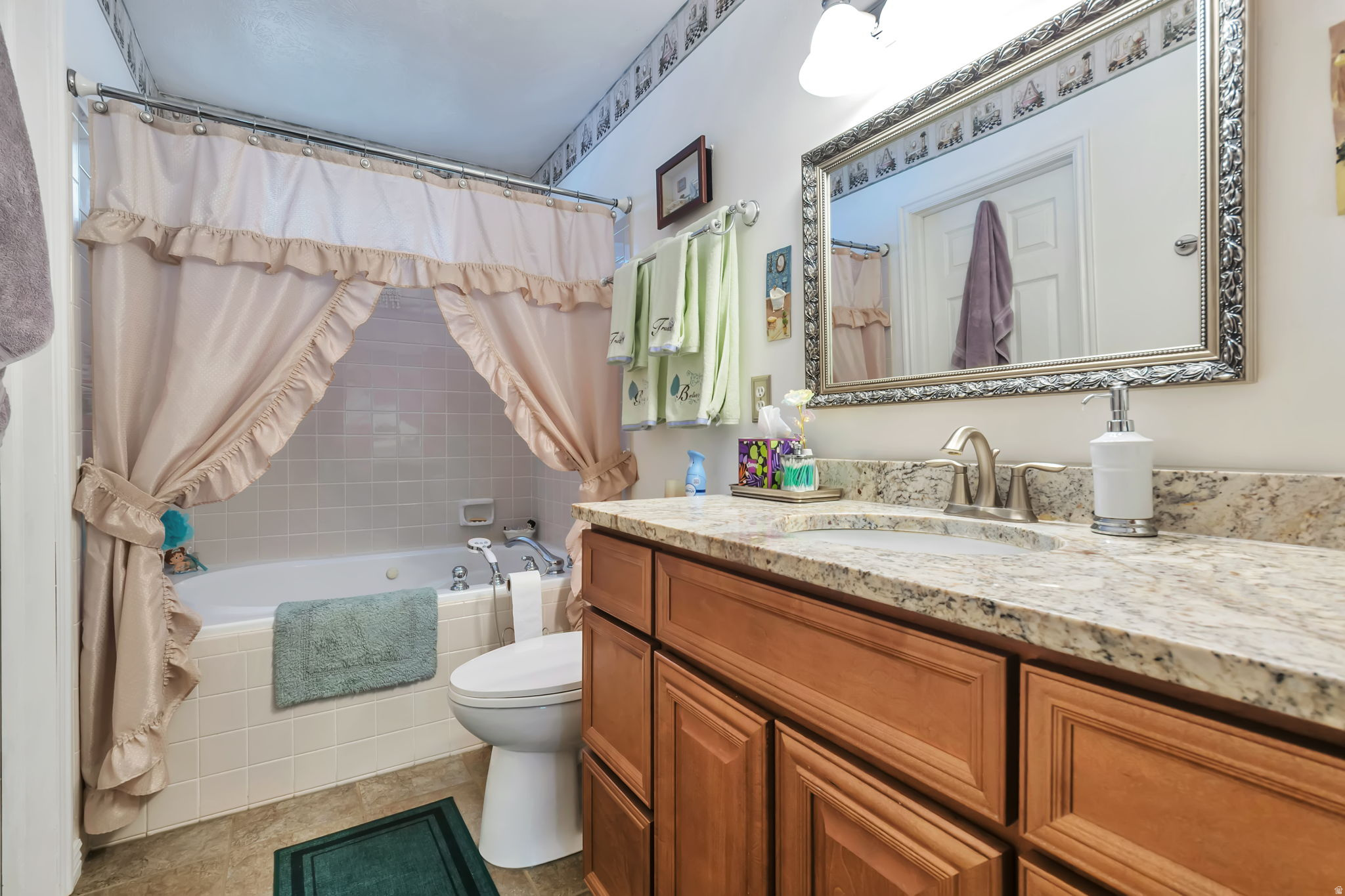 main property photo 8