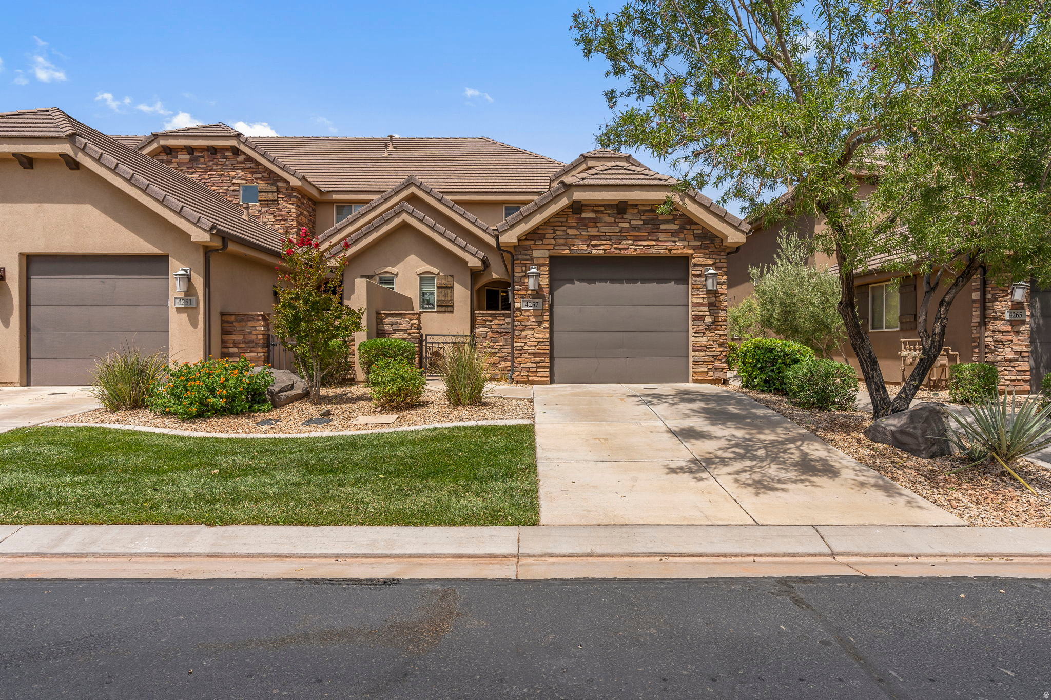 main property photo 51