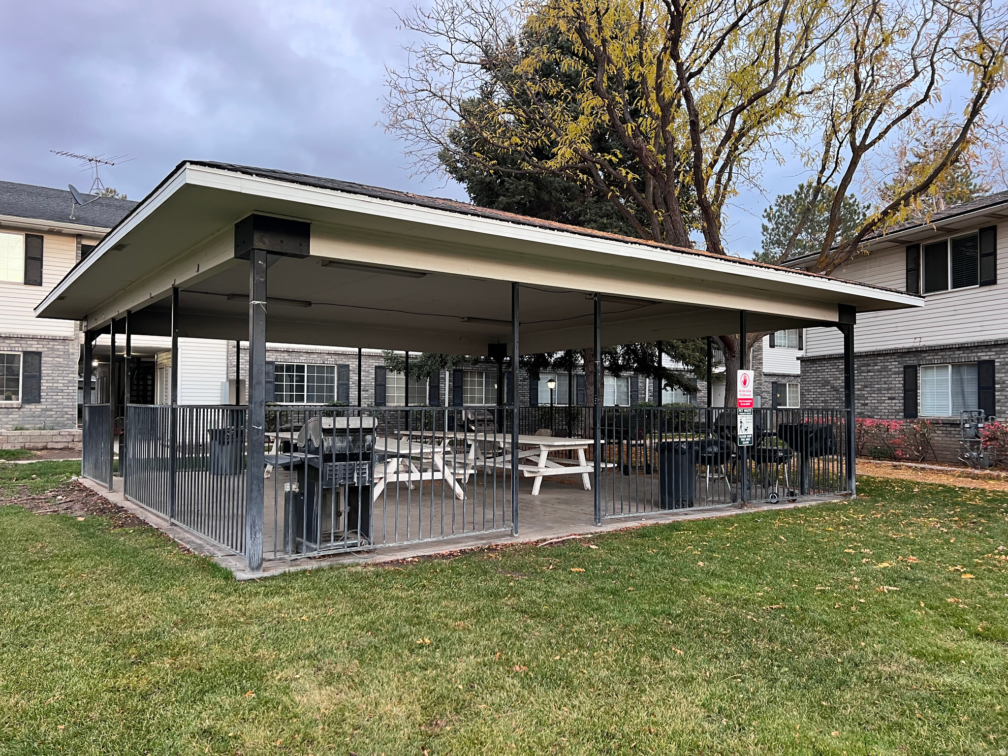 main property photo 15