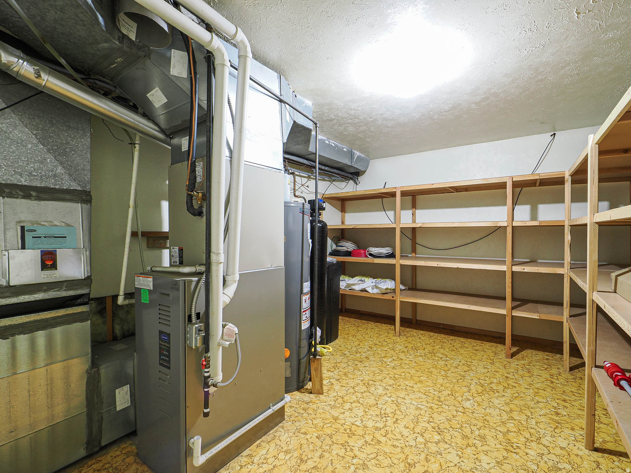 main property photo 74