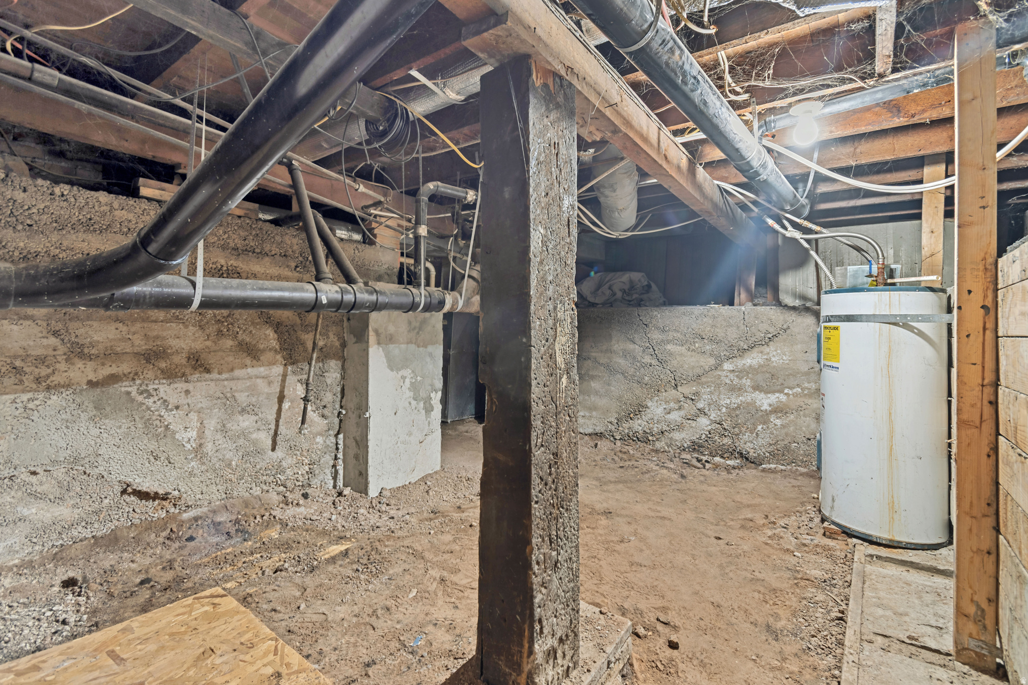 main property photo 8