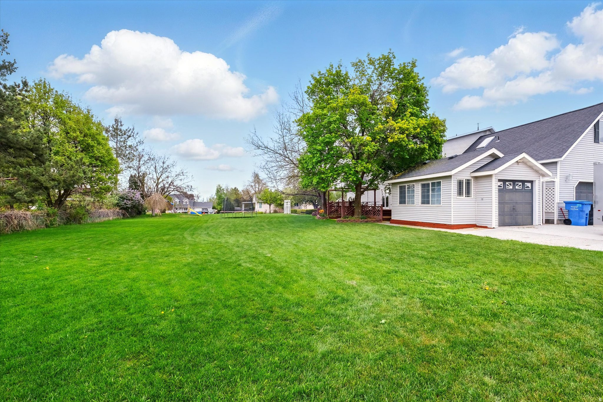 main property photo 51