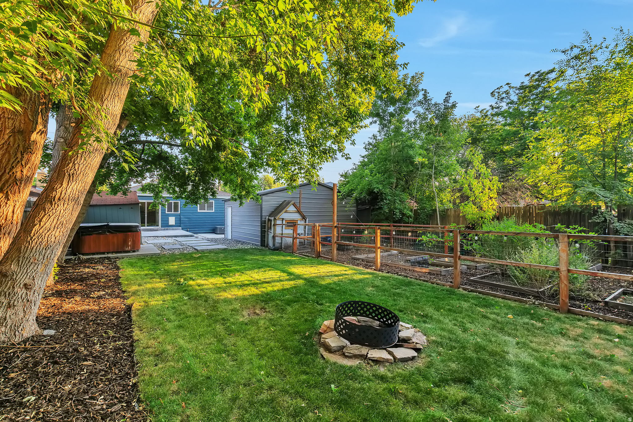 main property photo 21
