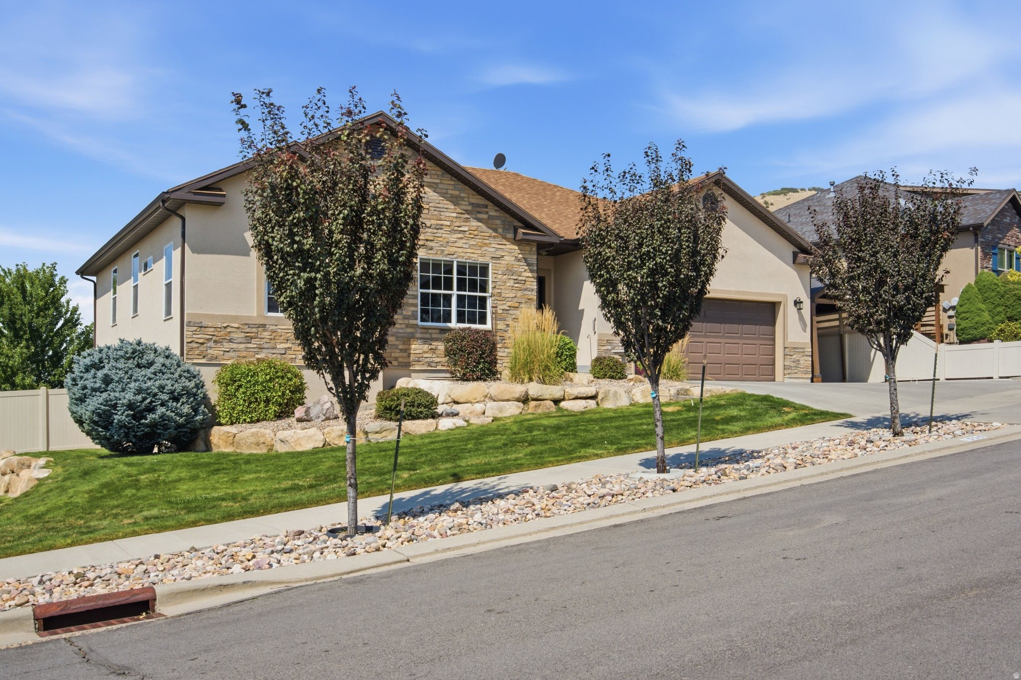 main property photo 72
