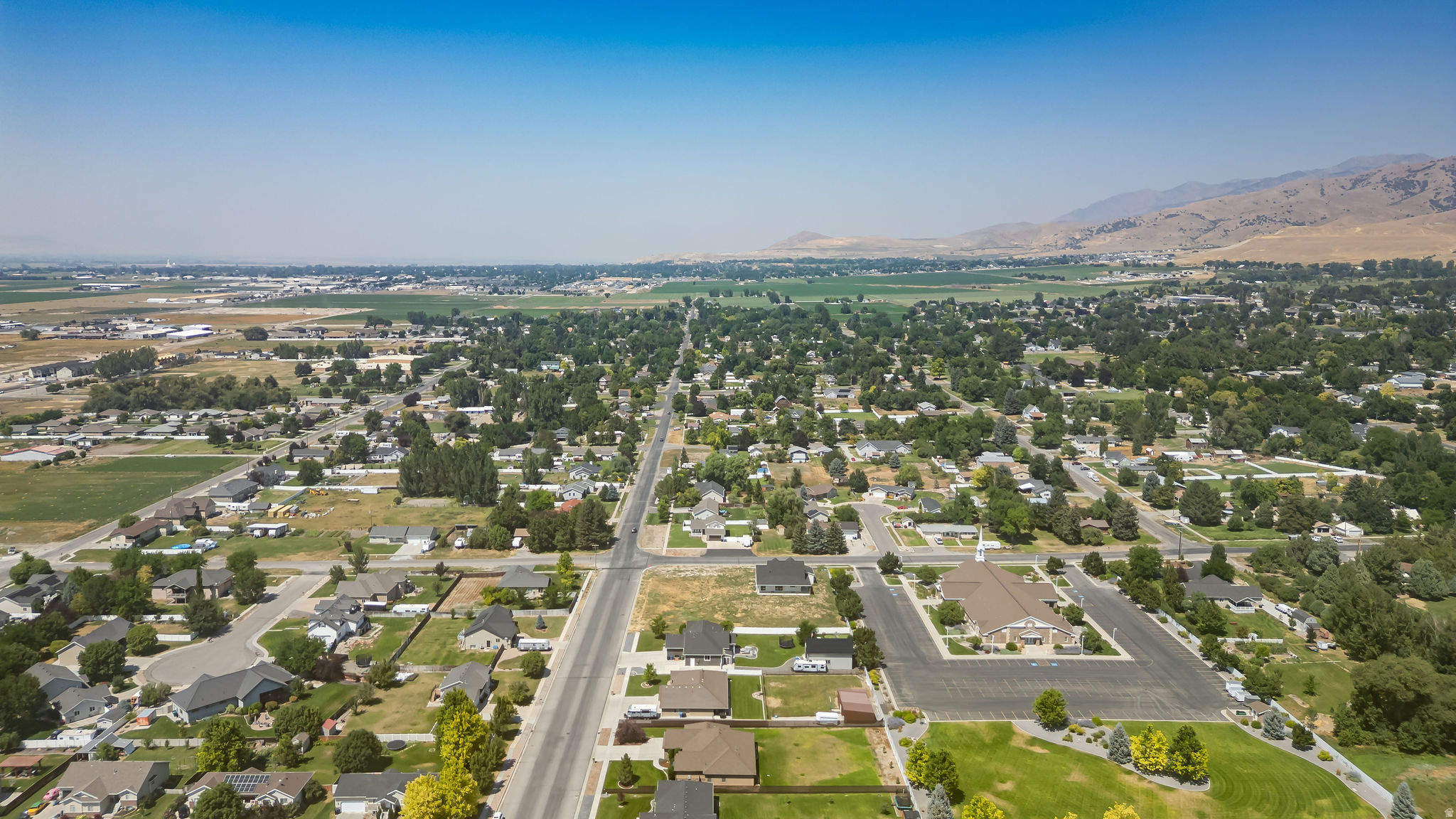 main property photo 42