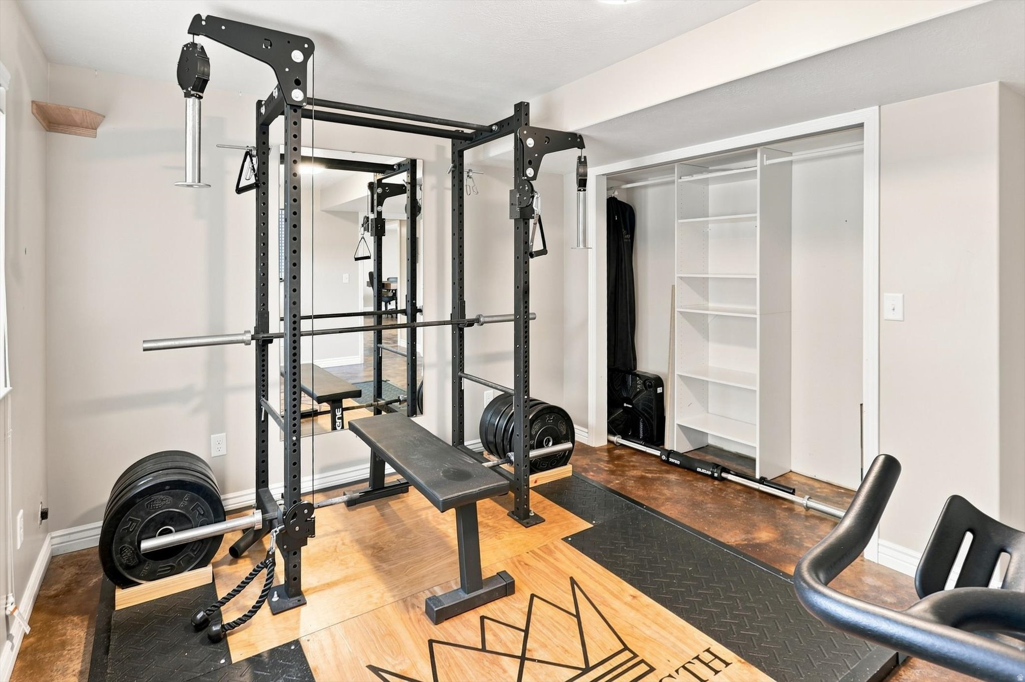 main property photo 40