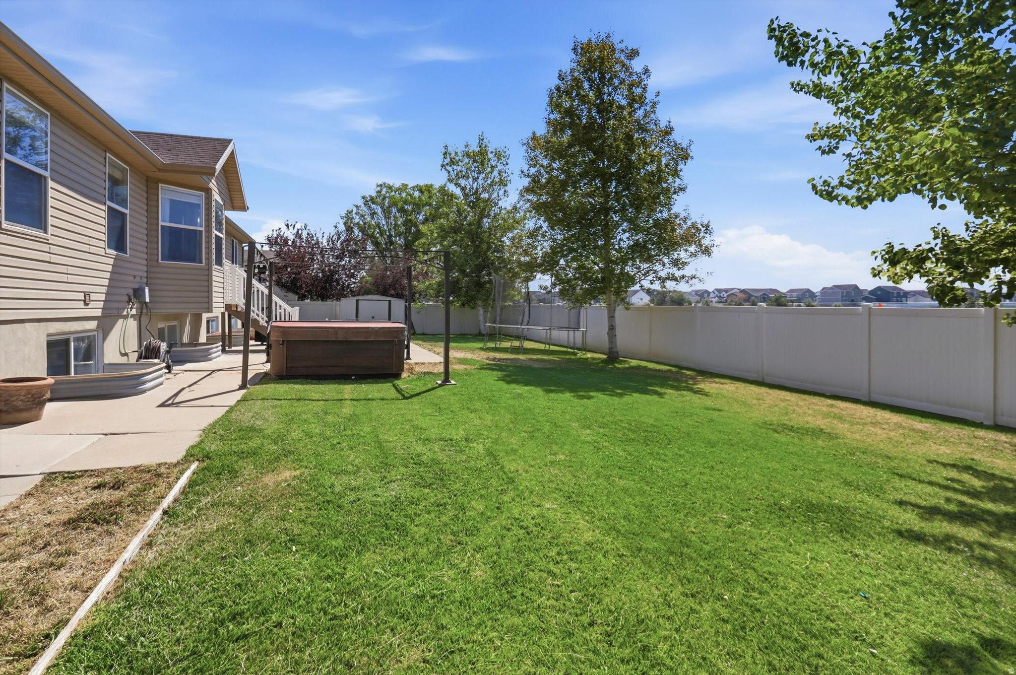 main property photo 46
