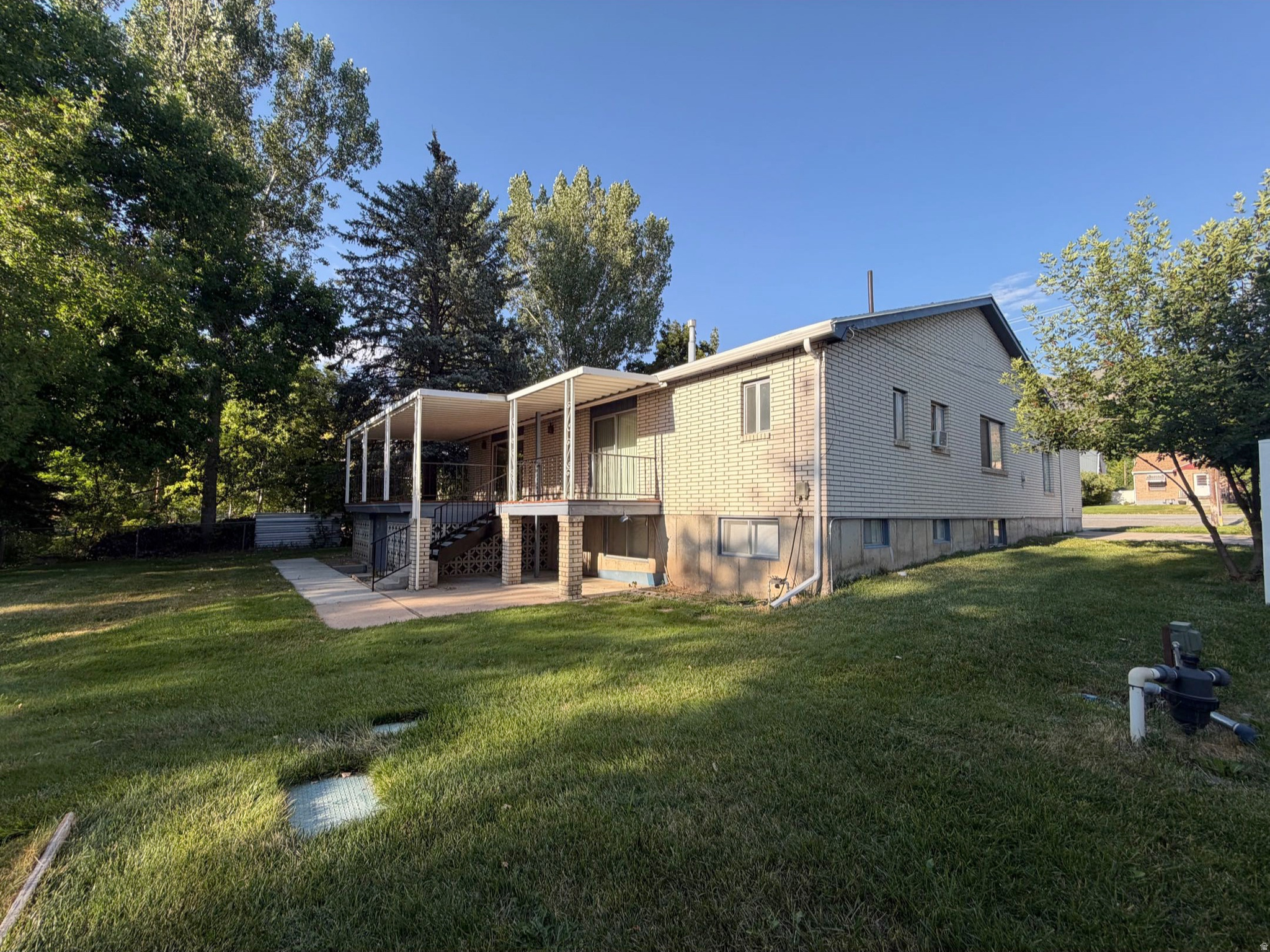 main property photo 31