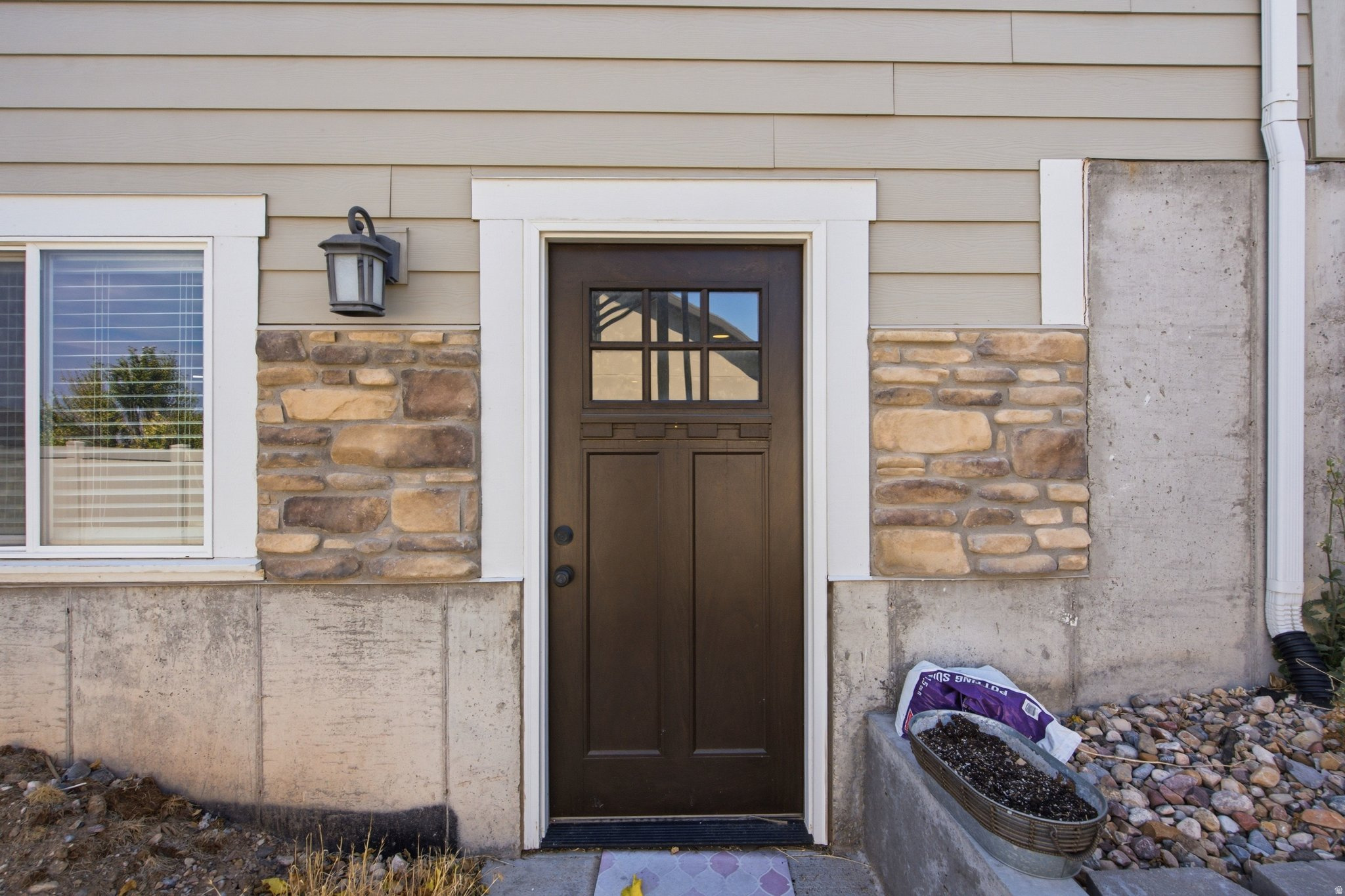 main property photo 58