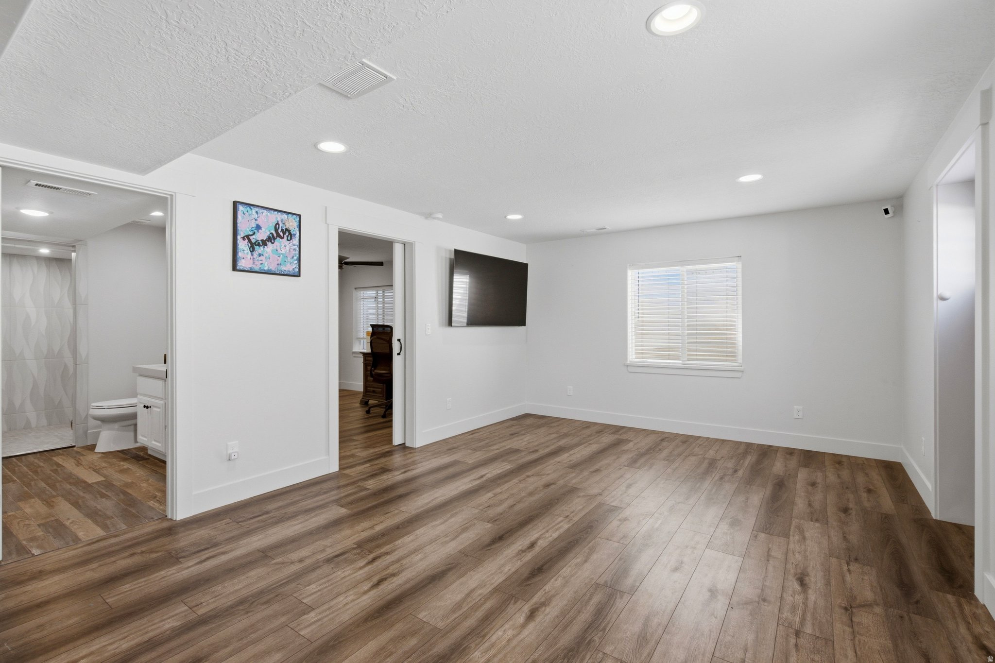 main property photo 62