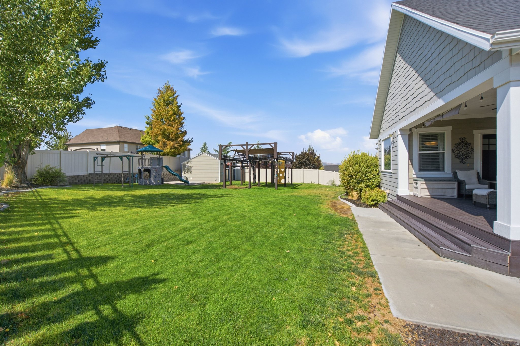 main property photo 78