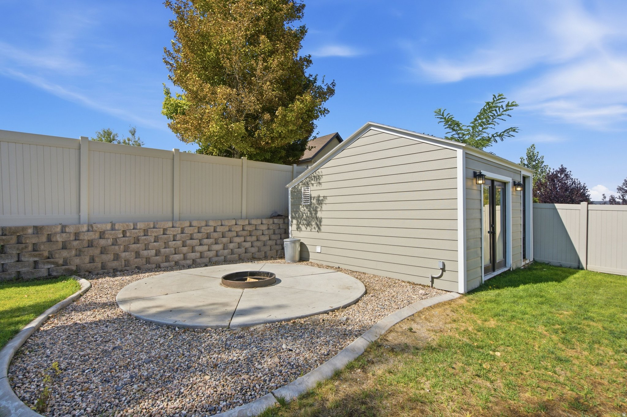 main property photo 83