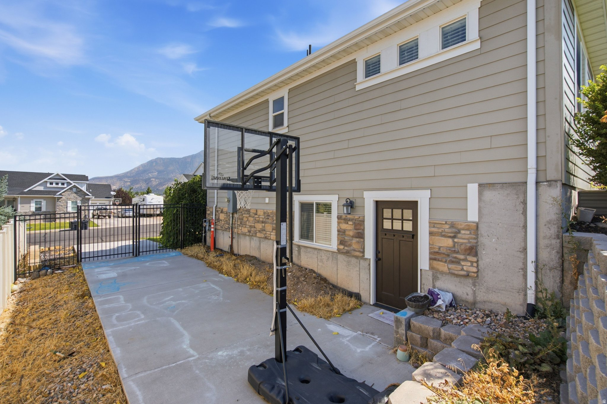 main property photo 87