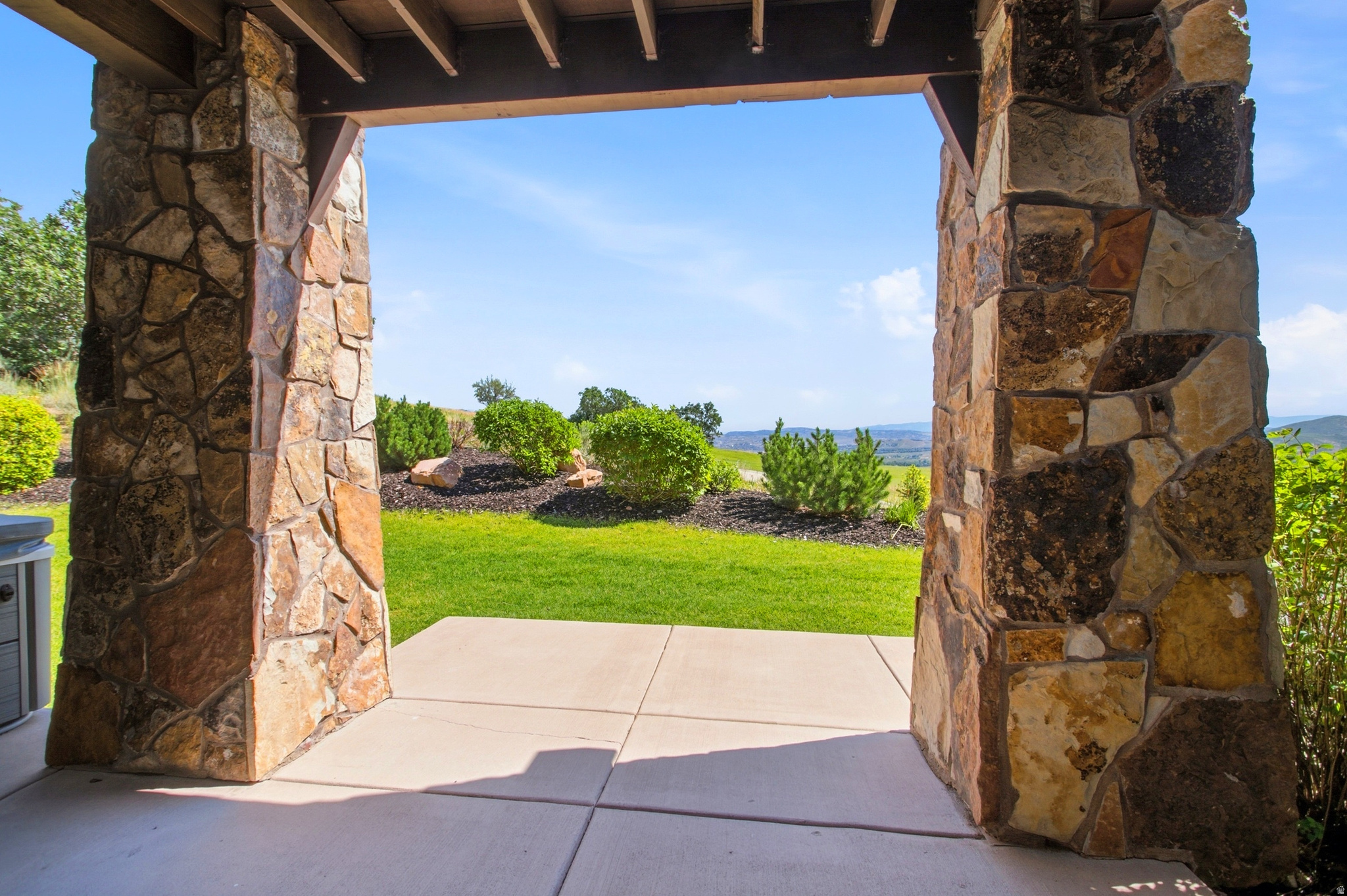 main property photo 36