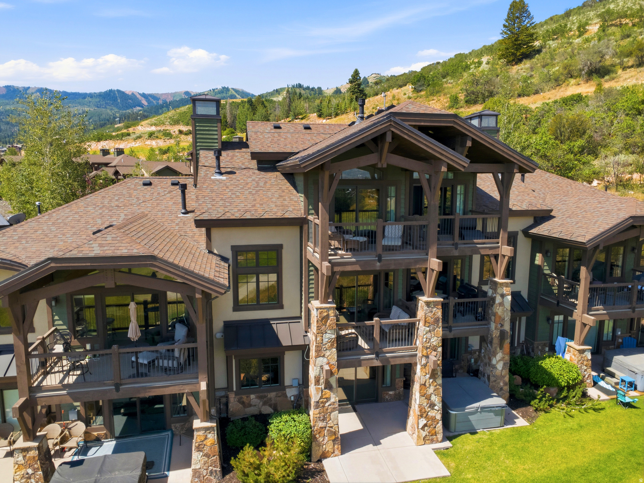 main property photo 45