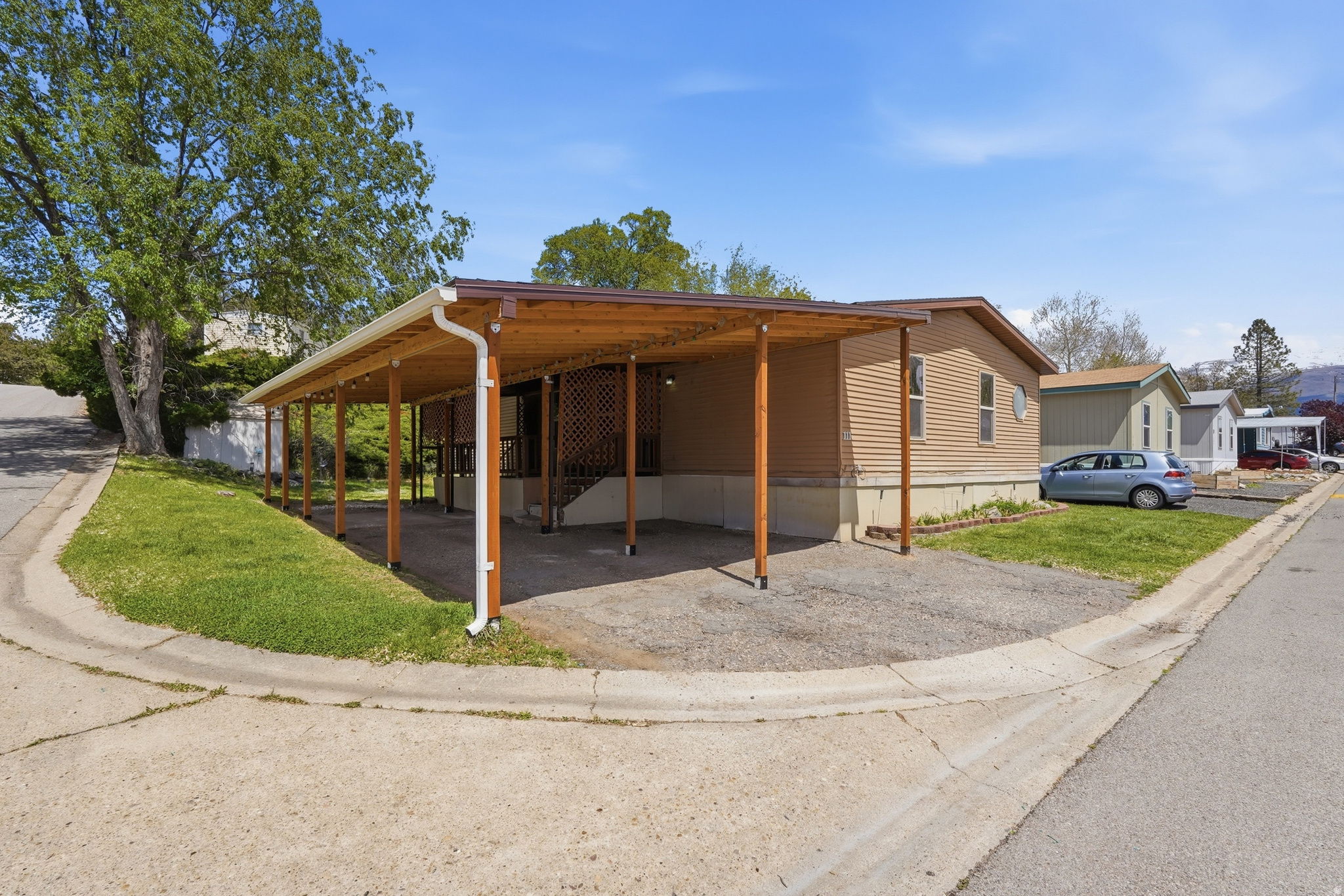main property photo 21