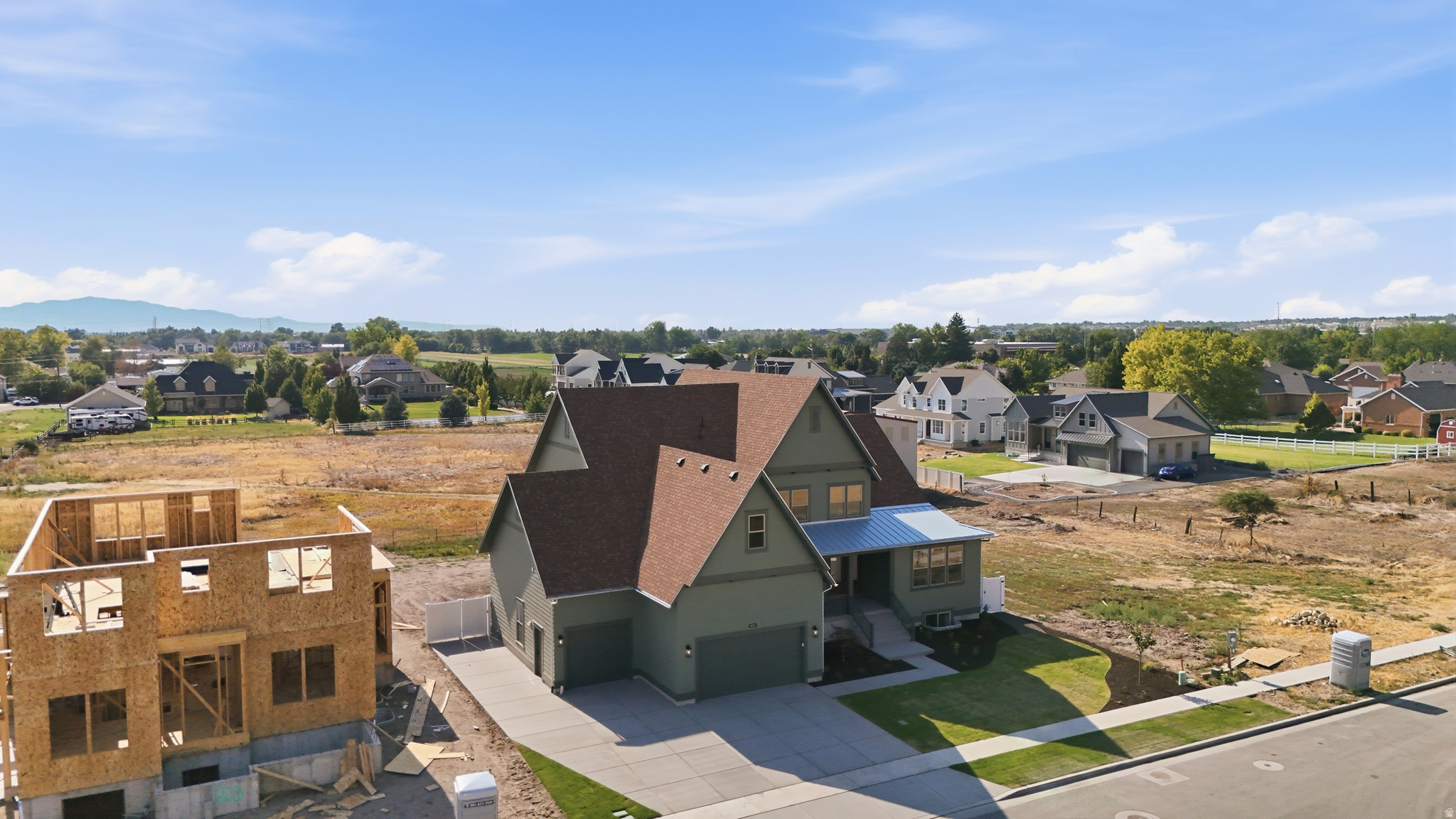 main property photo 74