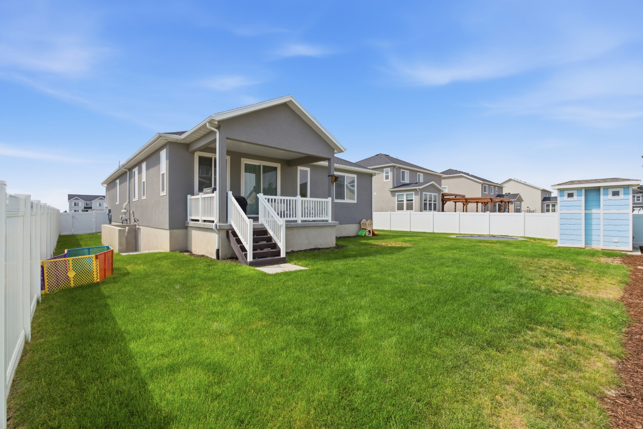 main property photo 5