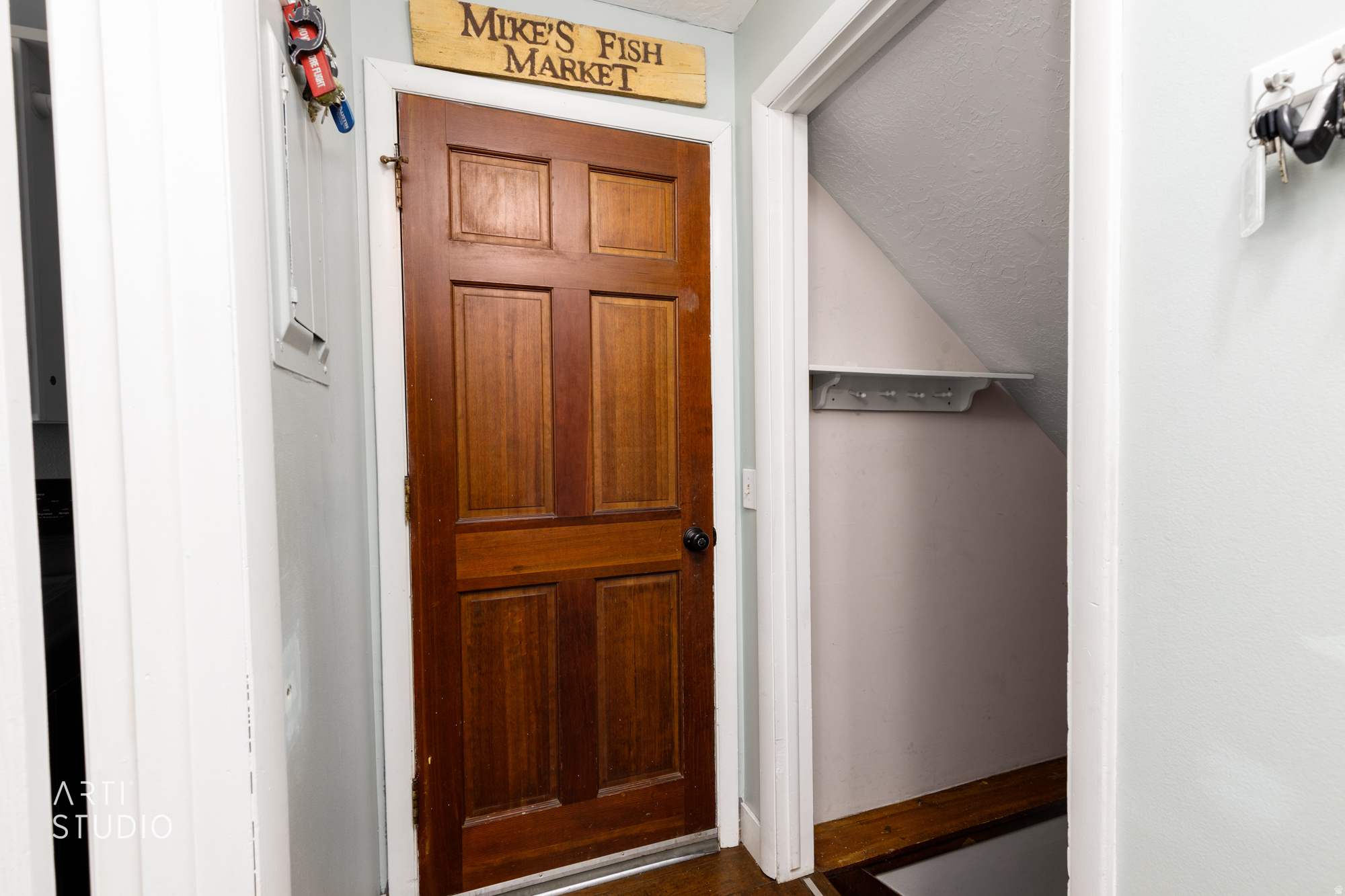main property photo 17