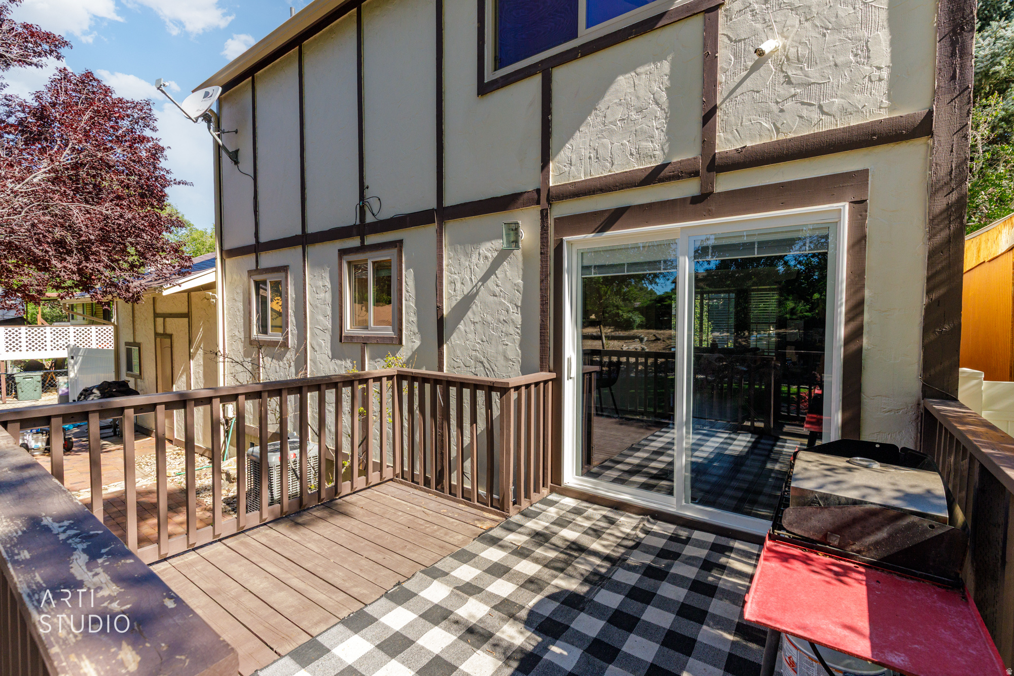 main property photo 29