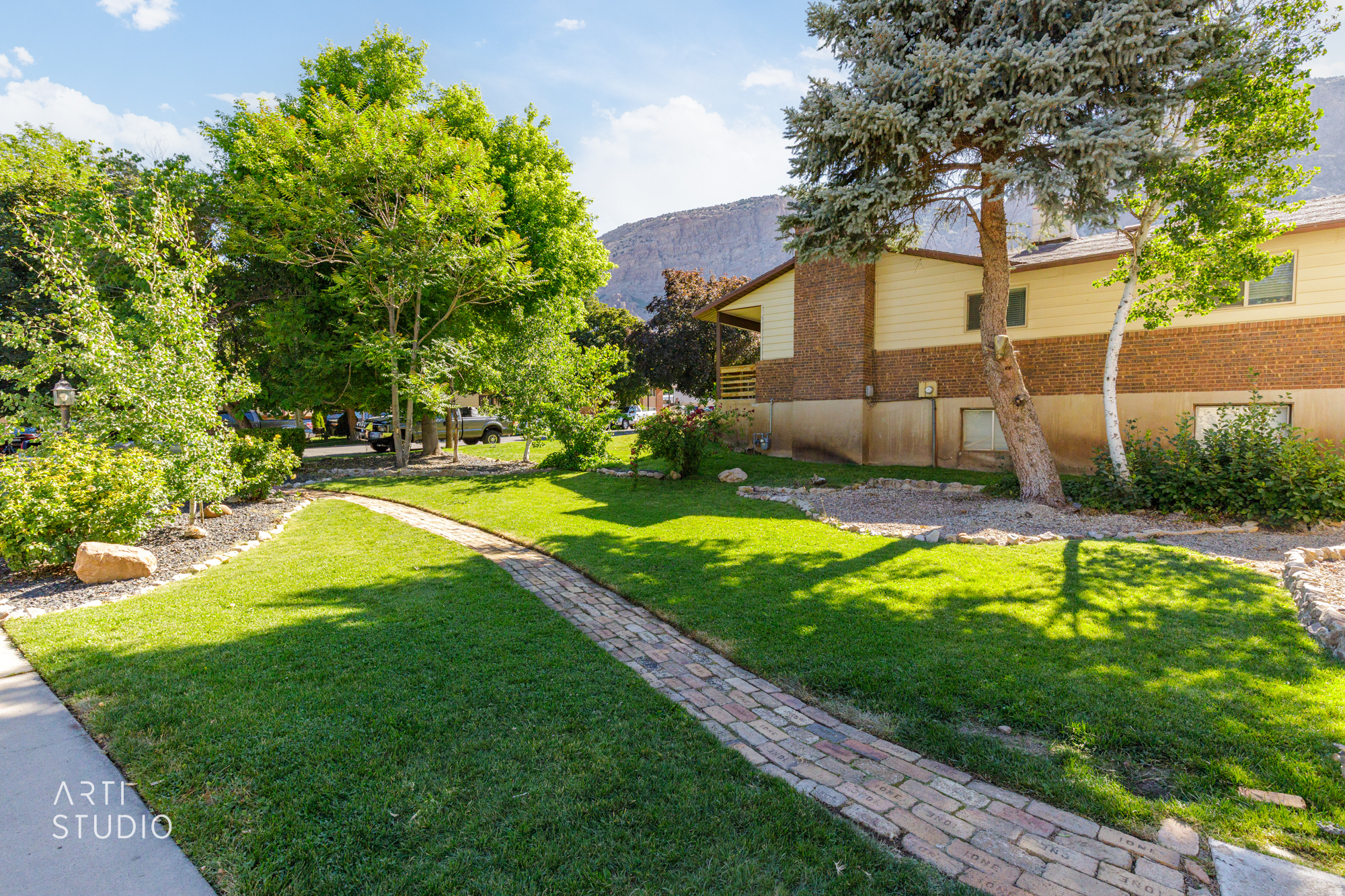 main property photo 7