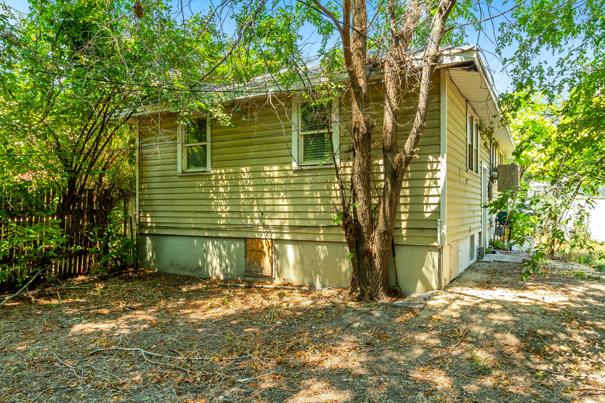 main property photo 19