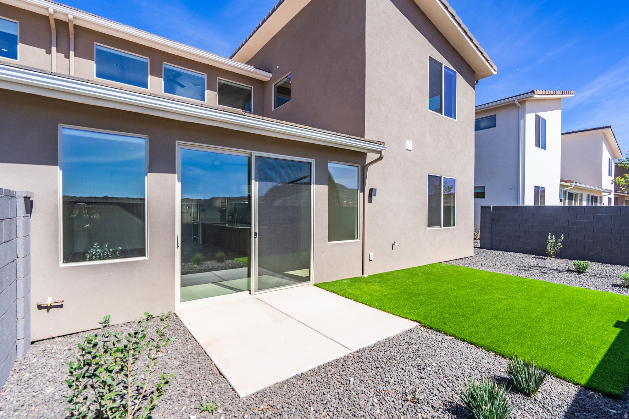 main property photo 75
