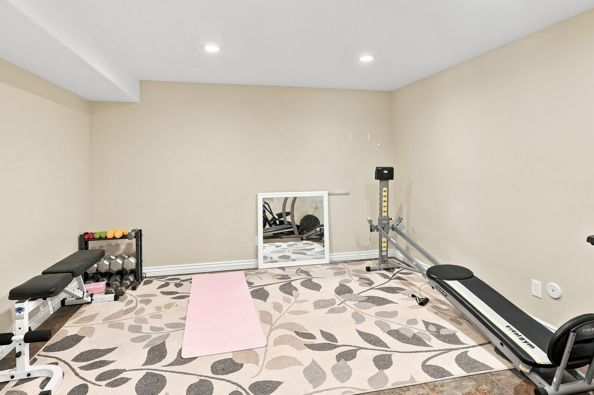main property photo 21