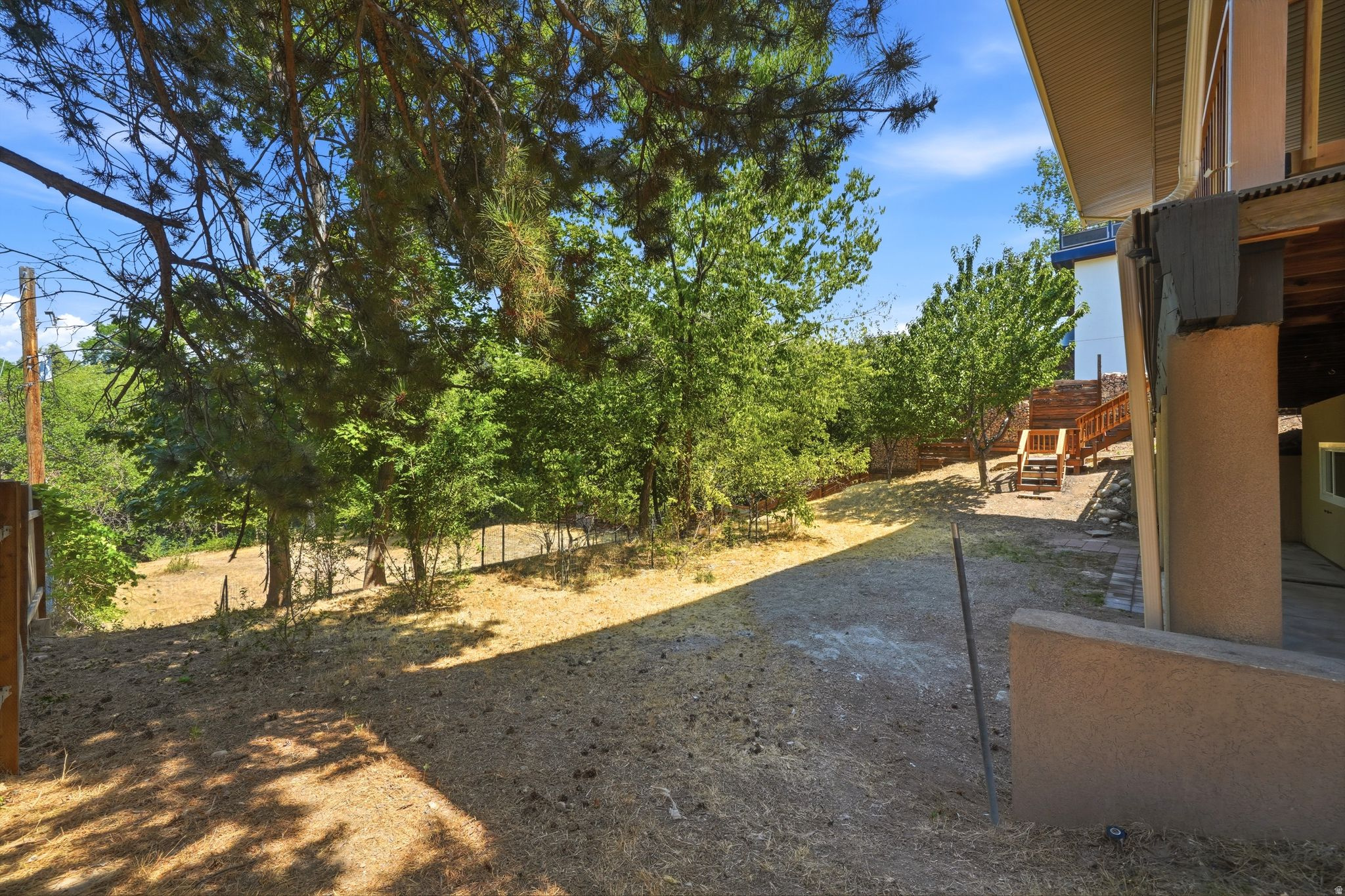 main property photo 32