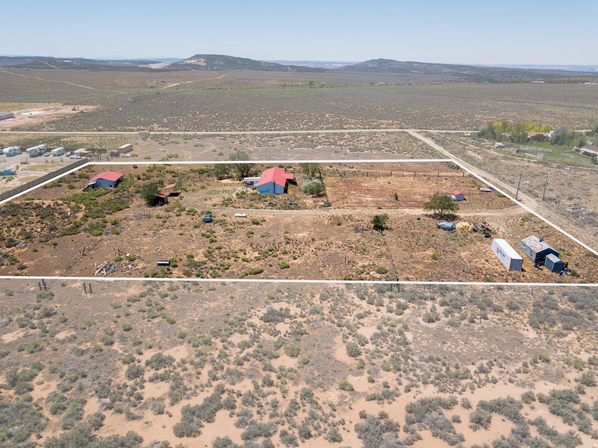 main property photo 8