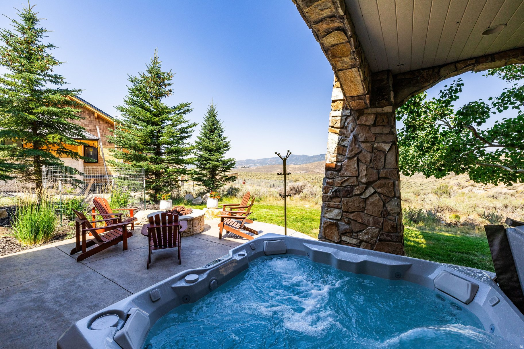 main property photo 39