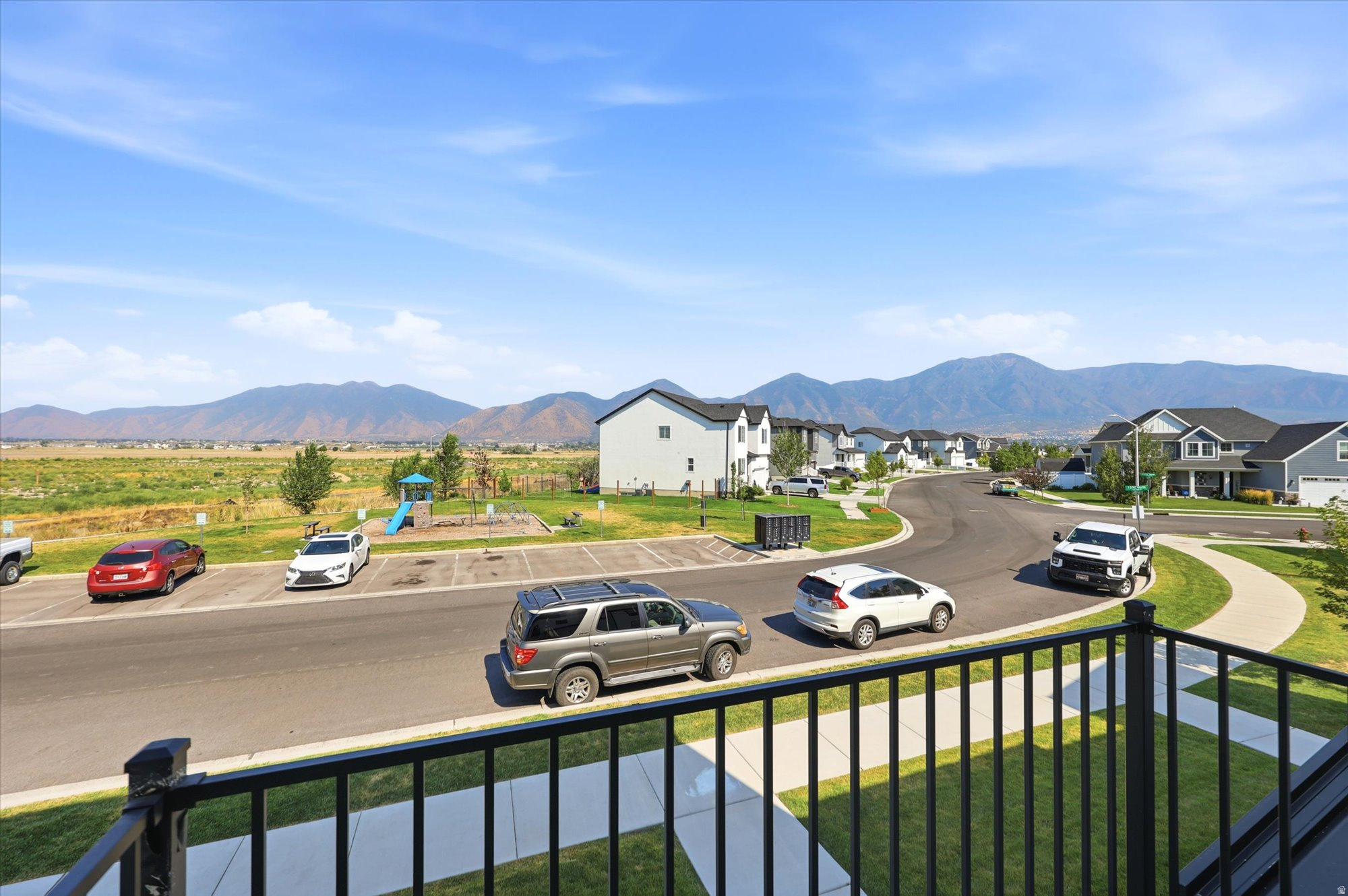 main property photo 25