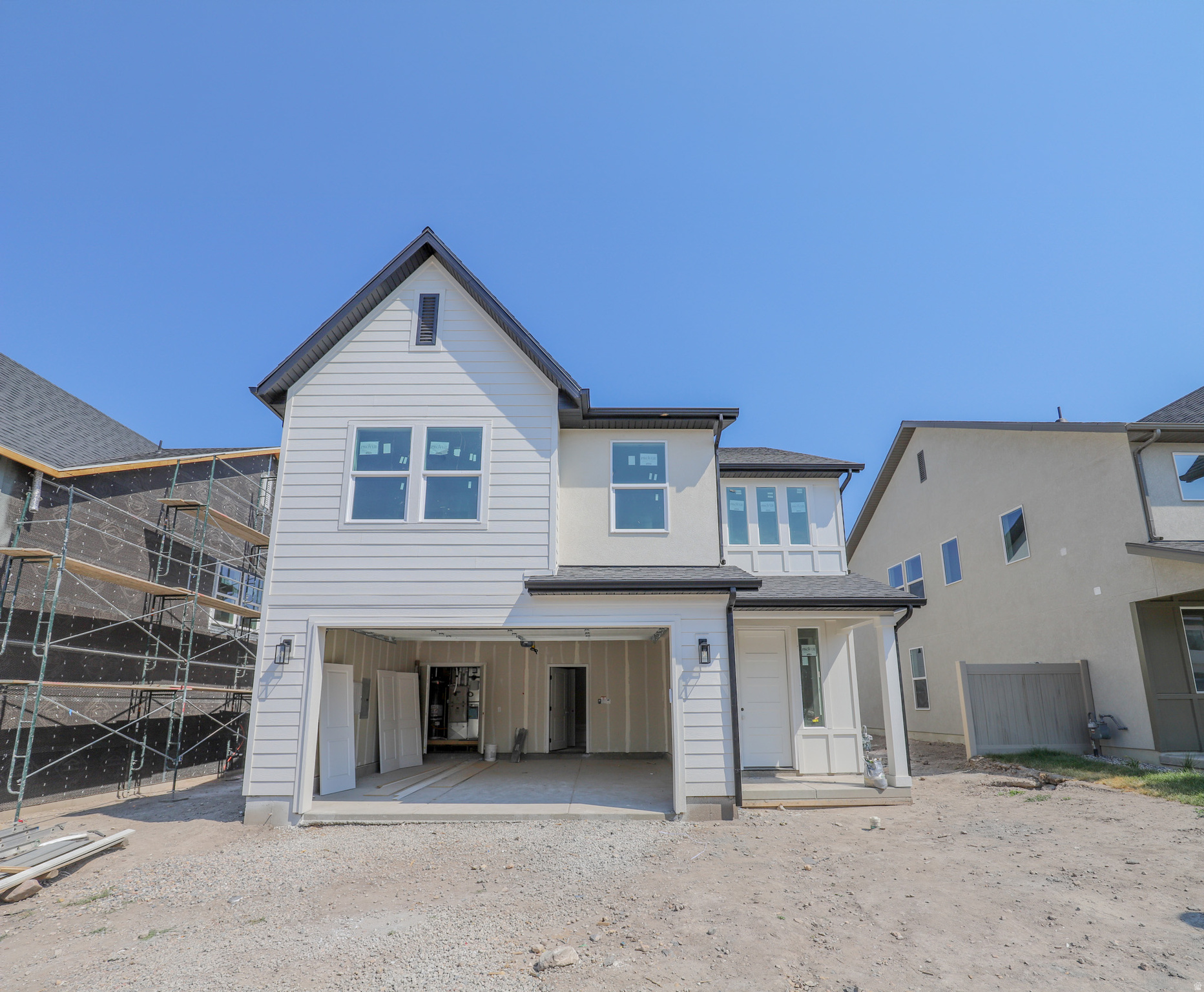 main property photo 0