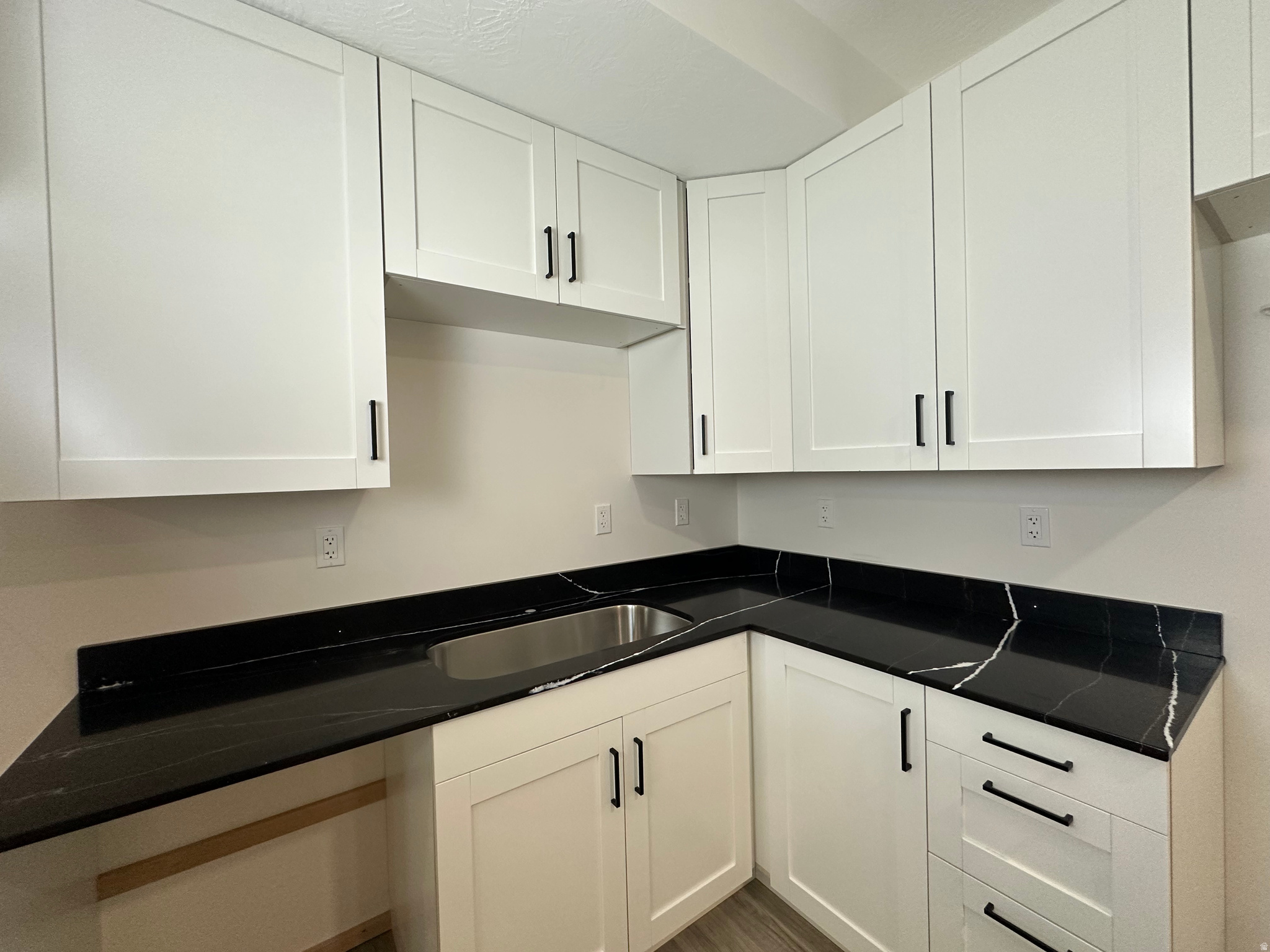 main property photo 78
