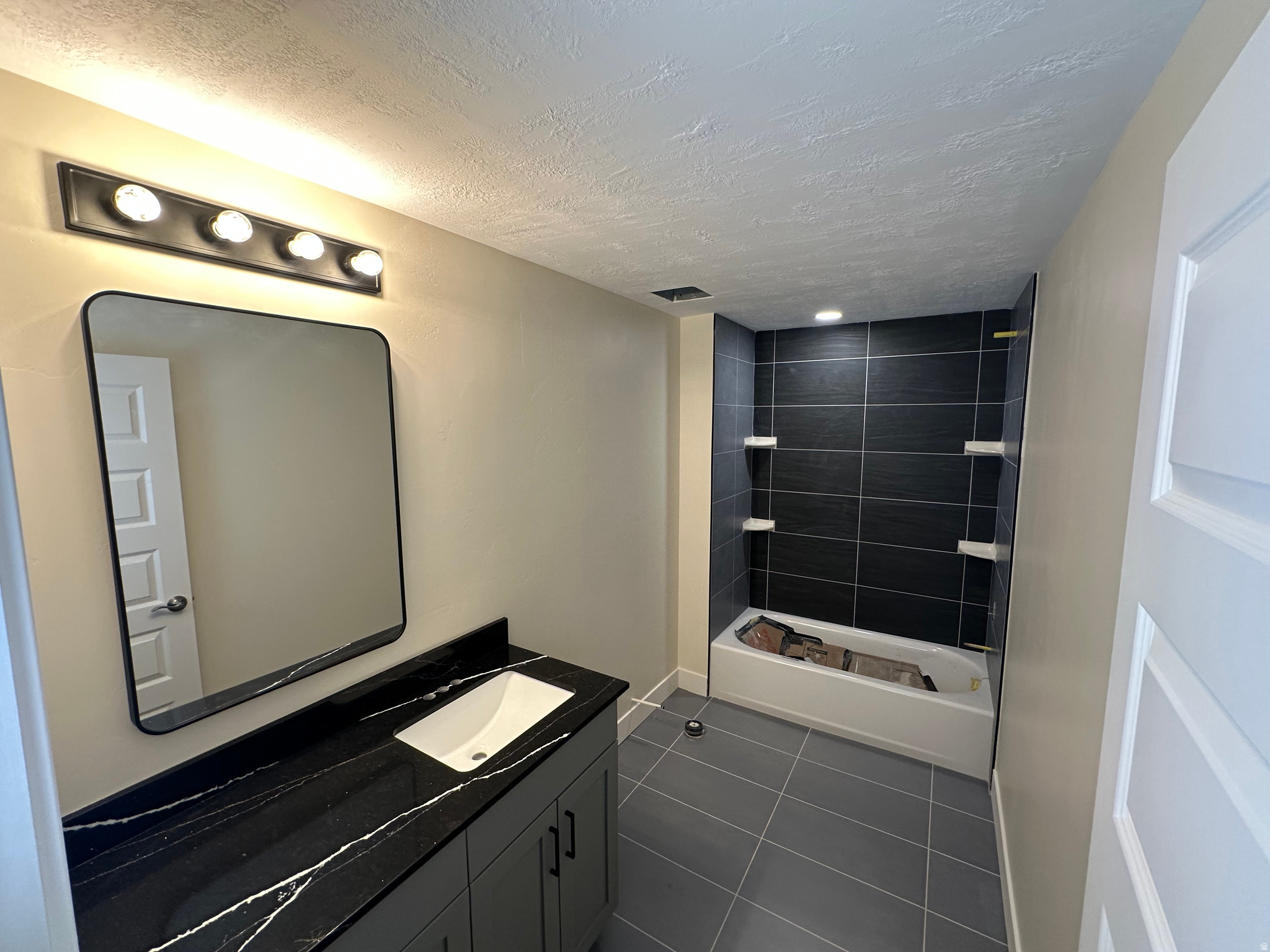 main property photo 79