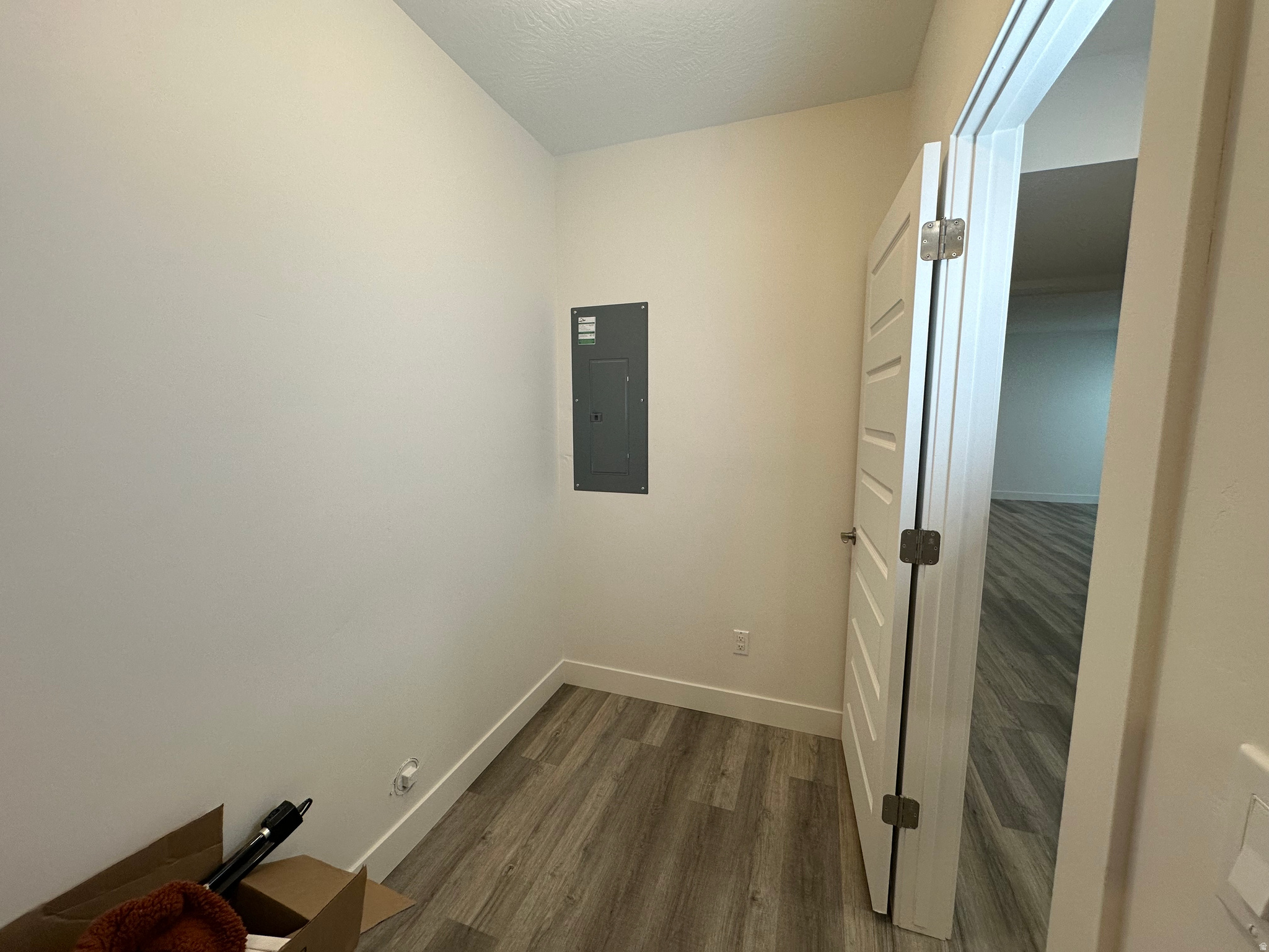 main property photo 90