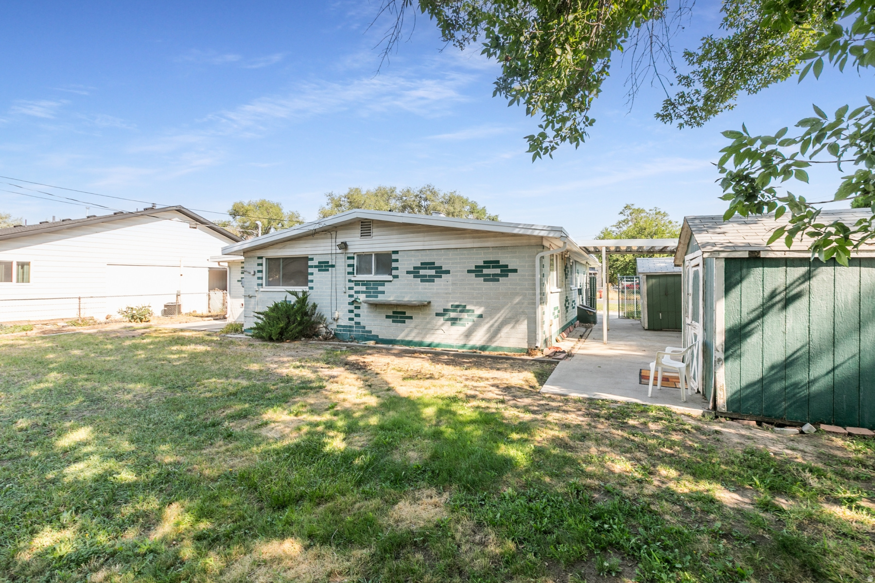 main property photo 27