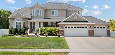 image of property with 5 Bed | 4 Bath | 5,143 Sqft