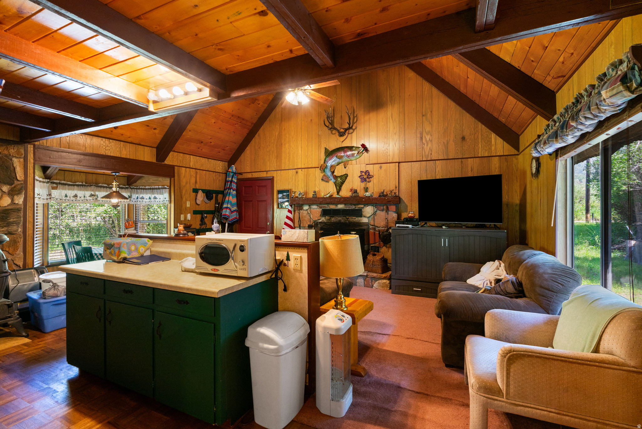 main property photo 18