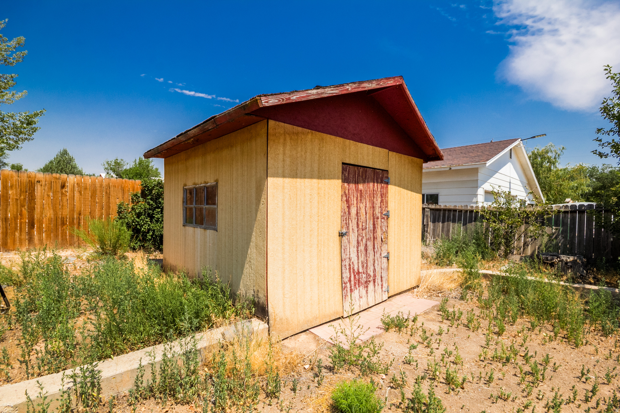 main property photo 41