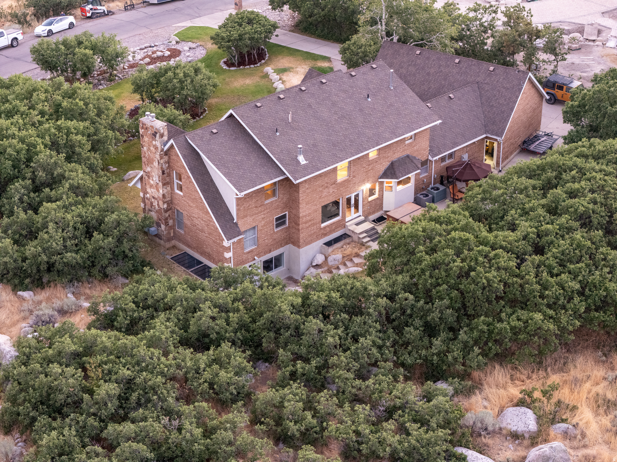 main property photo 35