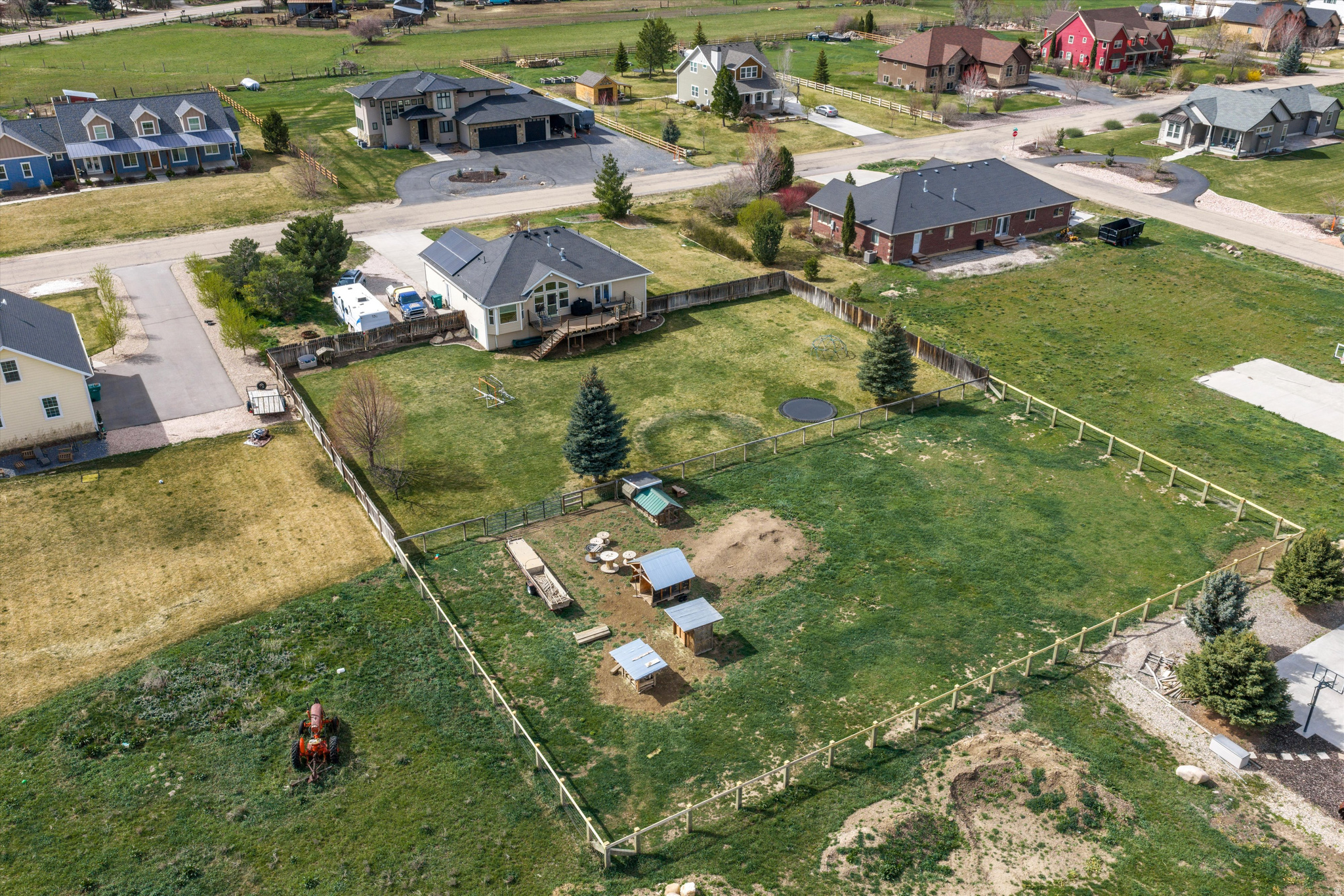 main property photo 37