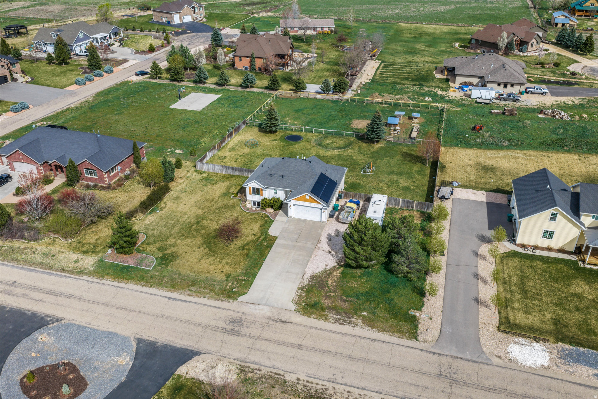 main property photo 38