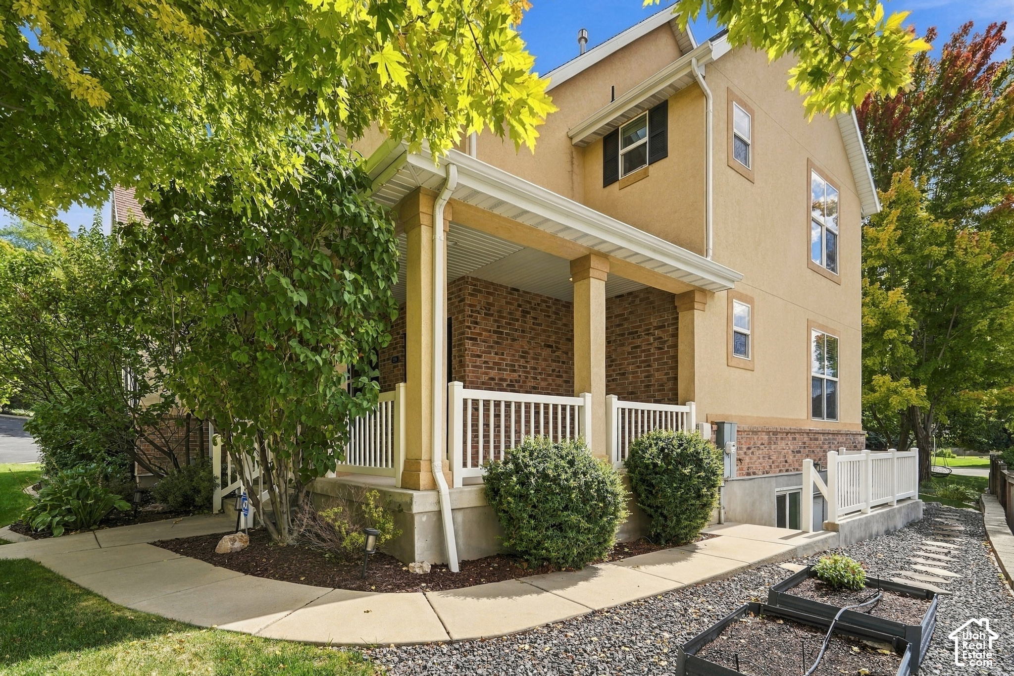 main property photo 61