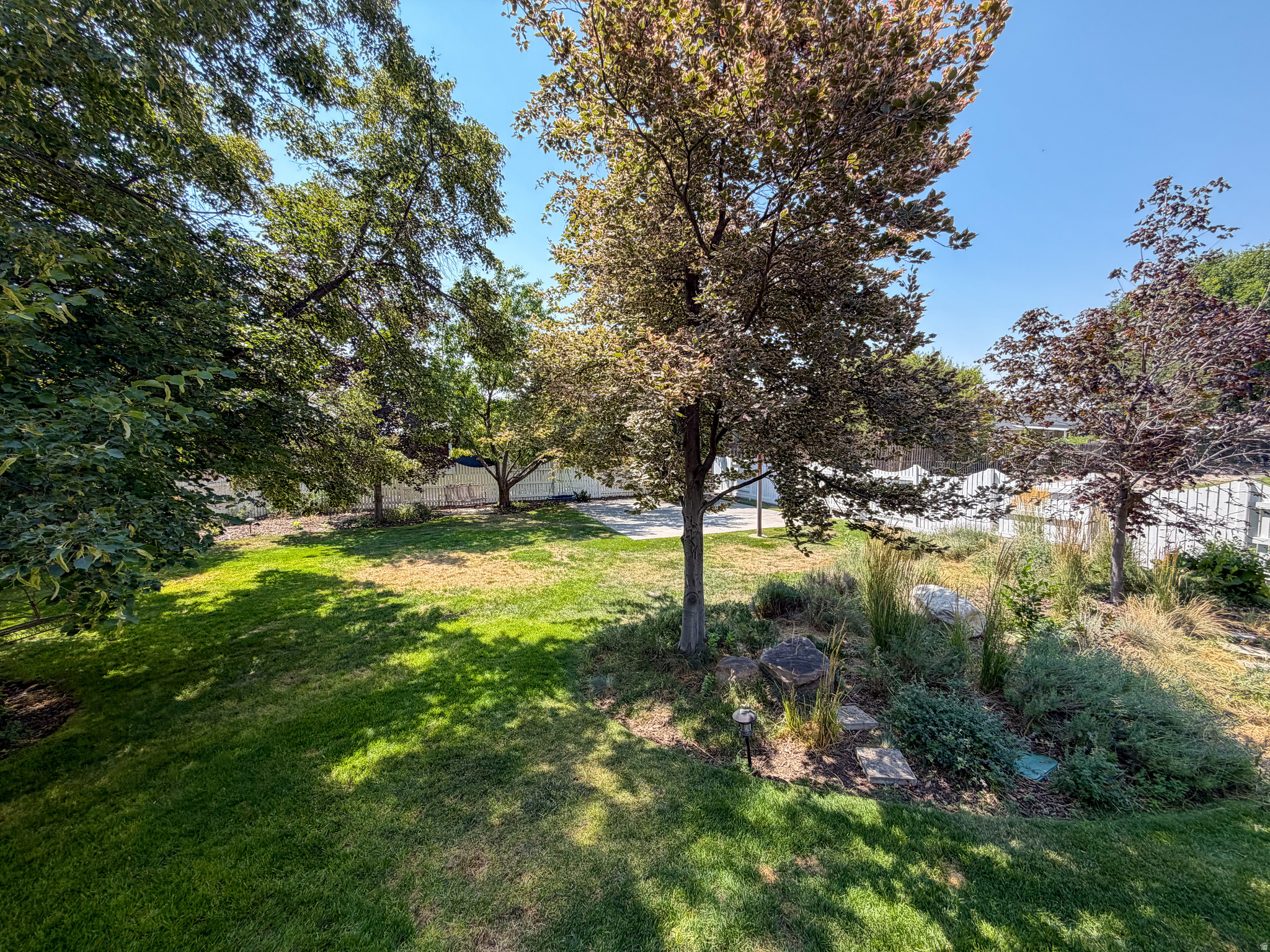 main property photo 59
