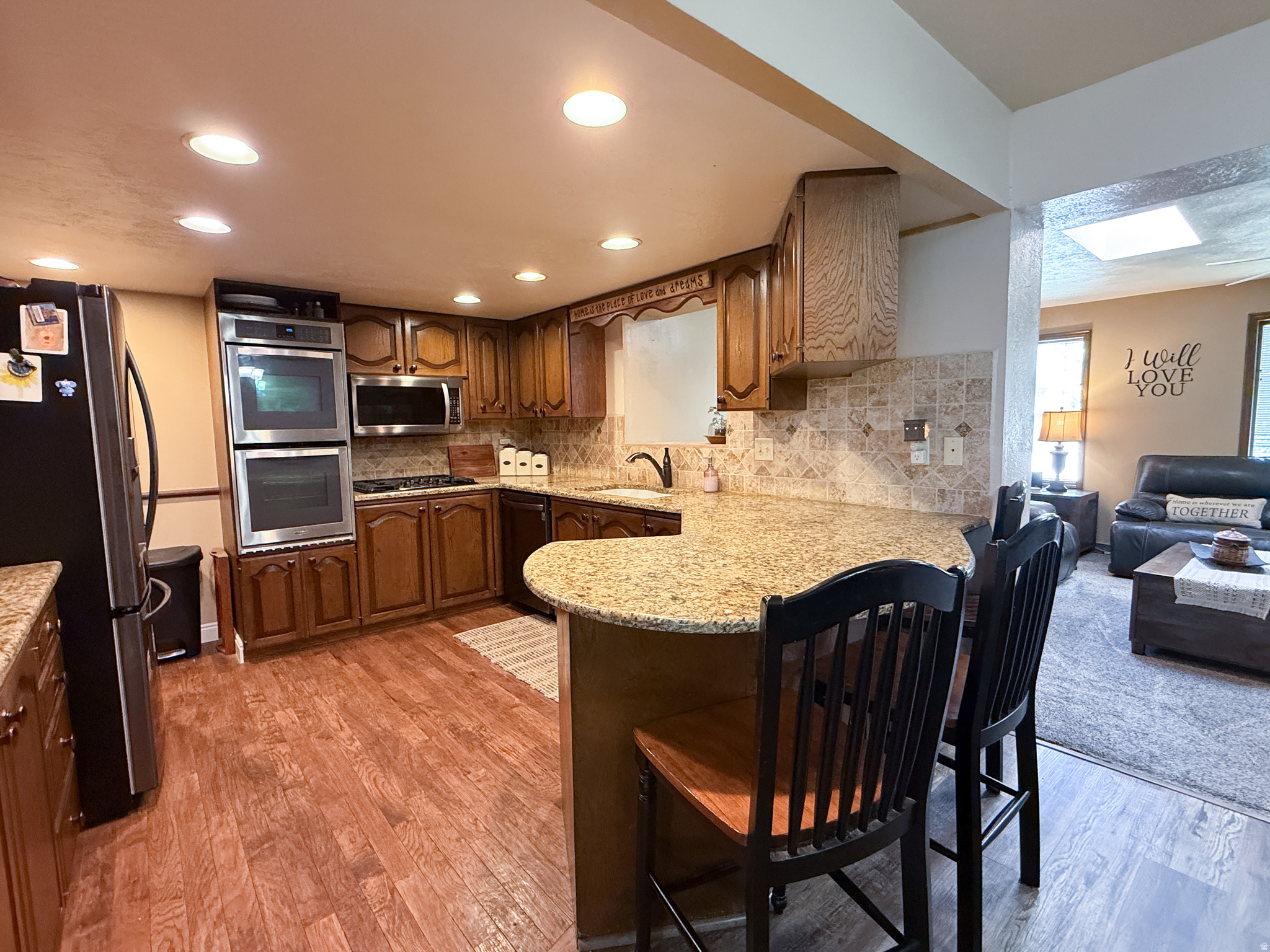 main property photo 6