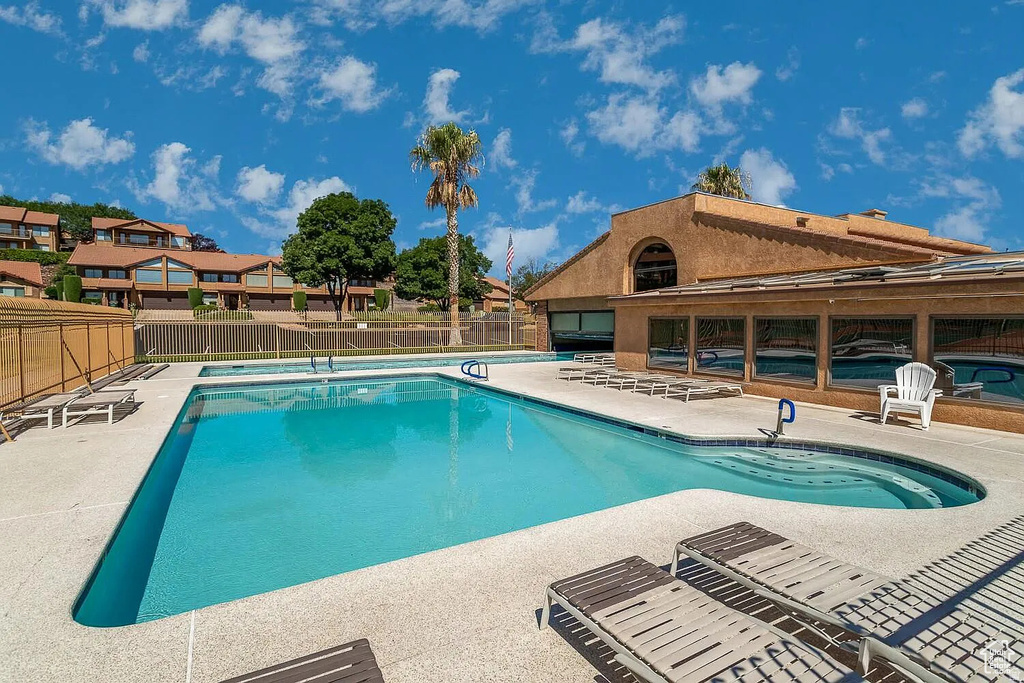 main property photo 18