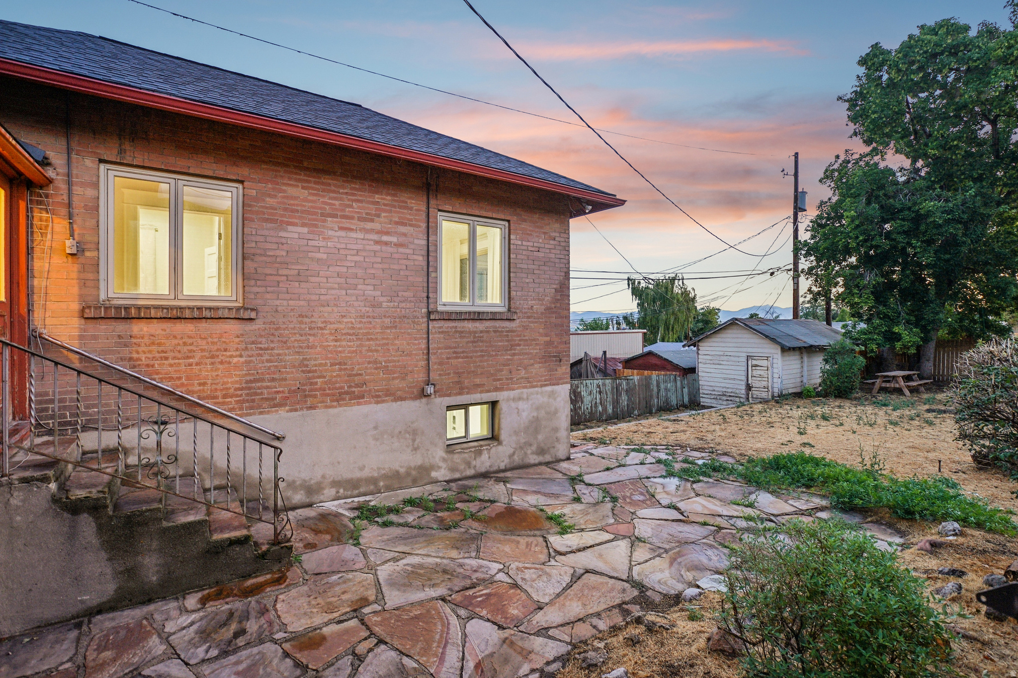 main property photo 29