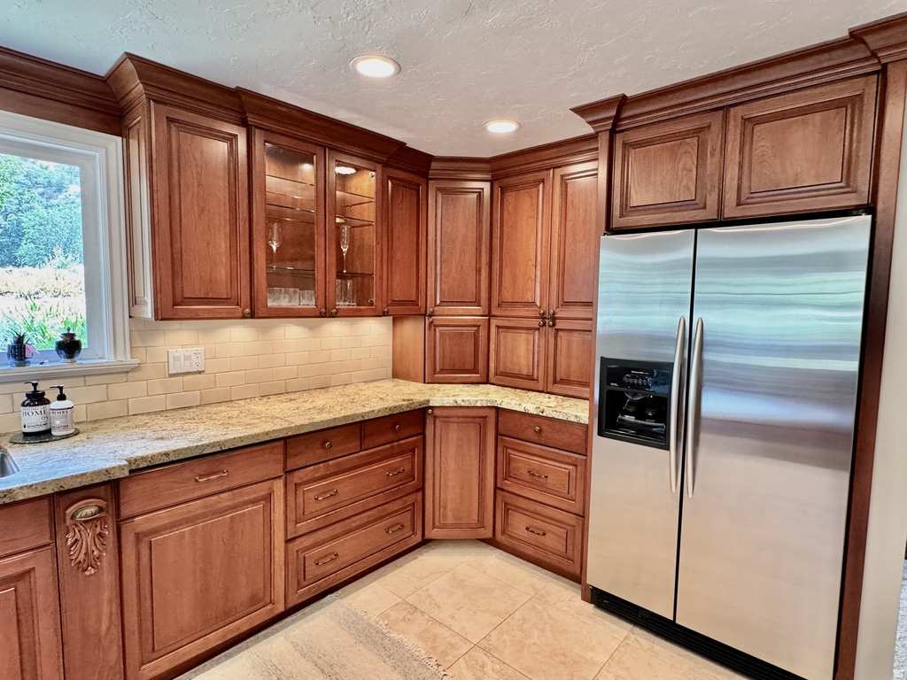 main property photo 16
