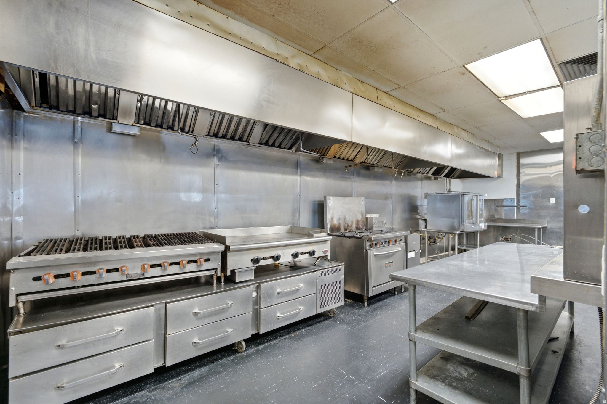 main property photo 50